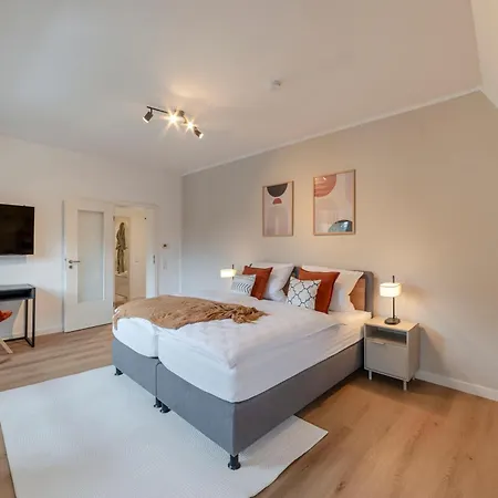 Design 2br - 4 Beds & Workspace - Messe Dus * Duisburg