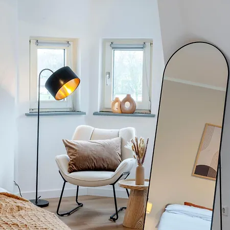 Apartmán Design 2br - 4 Beds & Workspace - Messe Dus