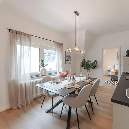 Apartmán Design 2br - 4 Beds & Workspace - Messe Dus *