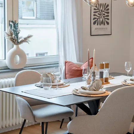 Design 2br - 4 Beds & Workspace - Messe Dus